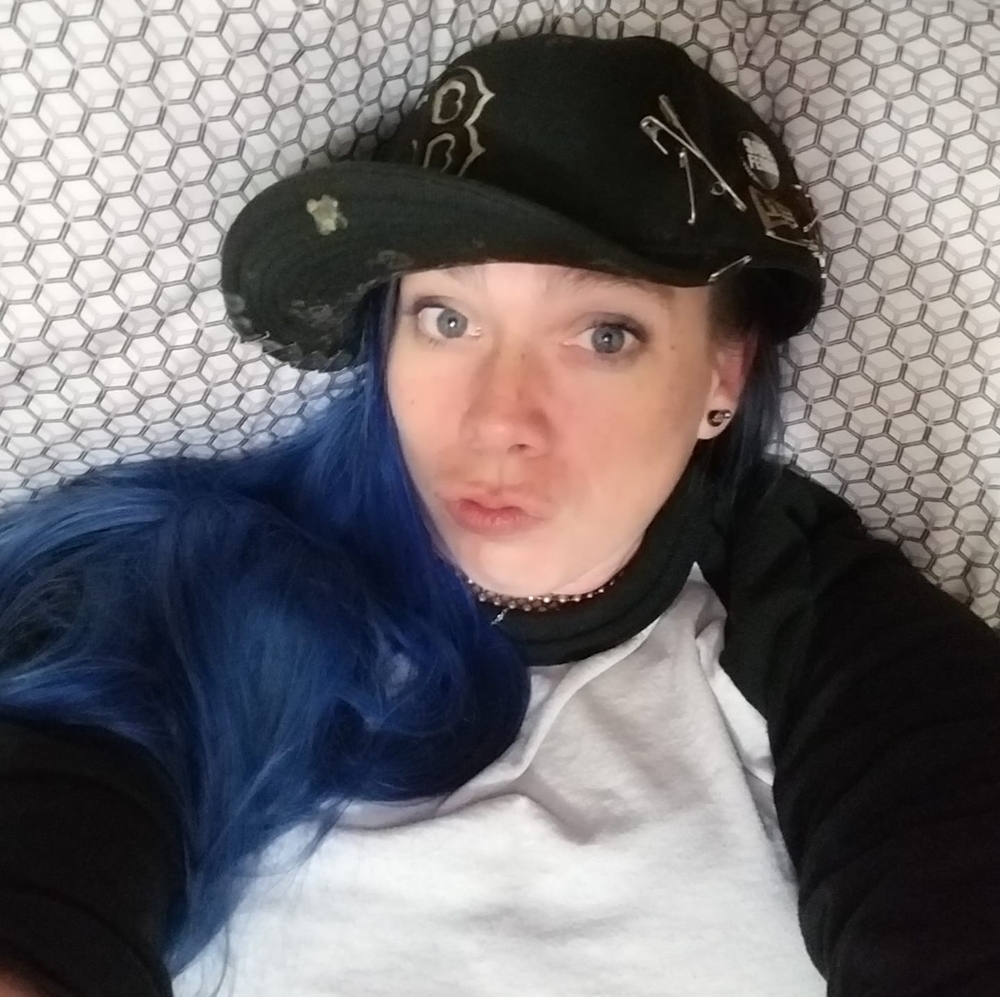 Meet your Posher, Kelly